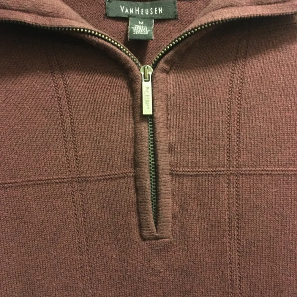 Van Heusen Men’s Quarter Zip Pullover - Picture 3 of 5